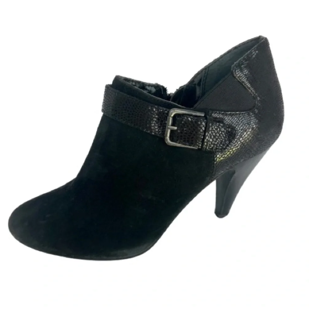 Alfani Shirlee Womens Black Suede Snake Embossed Buckle Ankle Booties Size 8M